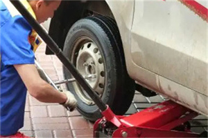 布尔津附近拖车24小时服务热线电话