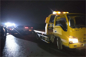 布尔津24小时车辆搭电联系电话